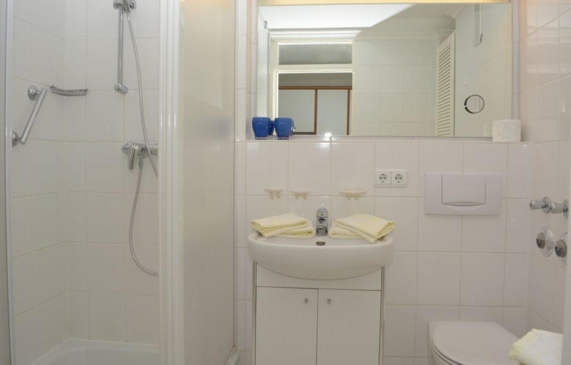 1-102, Seeseite, Haus Metropol, 5etage Apartment Westerland
